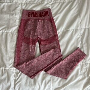 GYM SHARK LEGGINGS (size: women’s small)